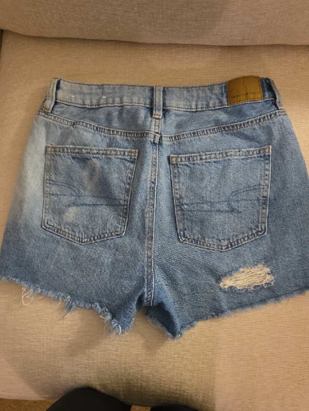 American Eagle Outfitters Light Blue Distressed Denim Shorts - Picture 4 of 6